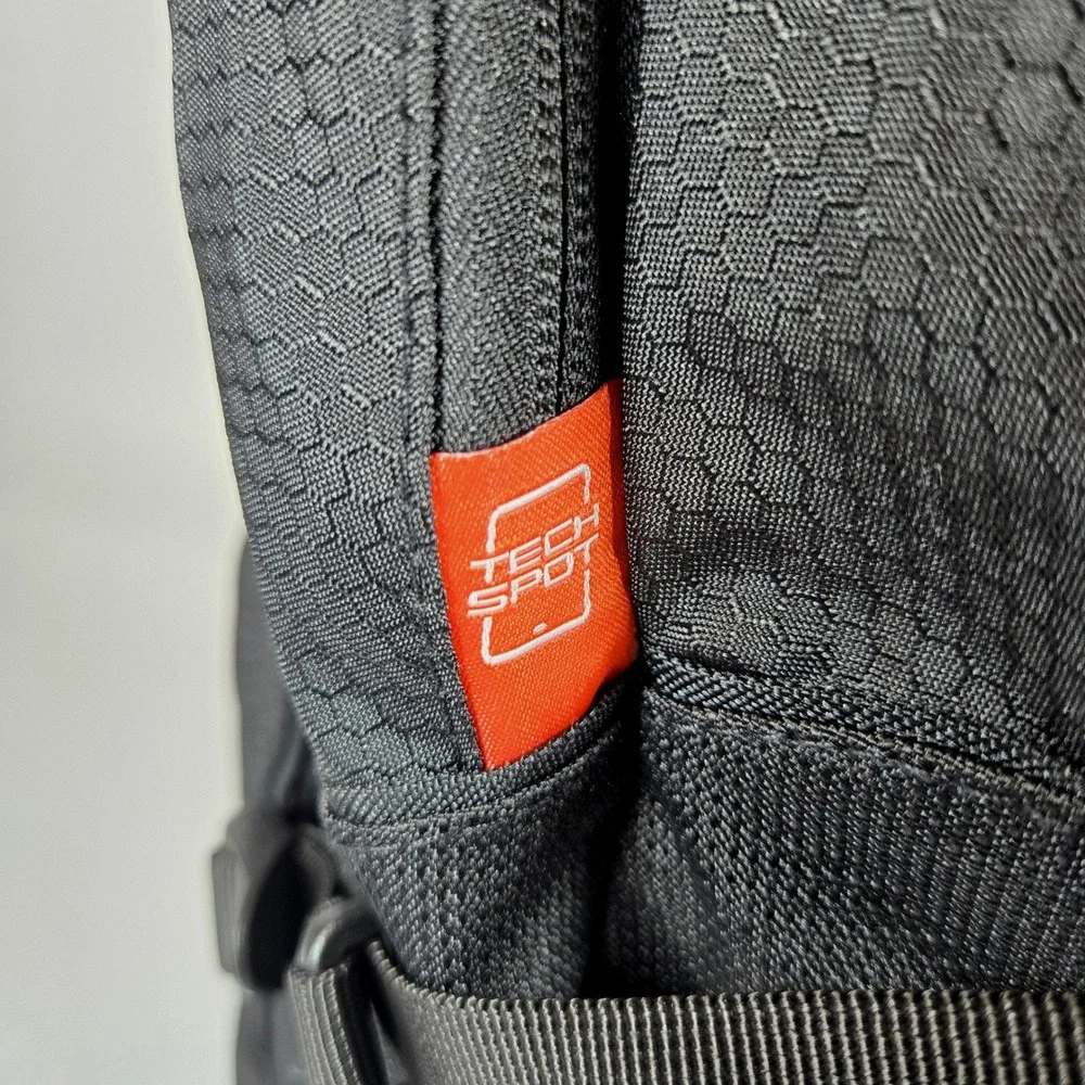New High Sierra Loop Backpack Black 33L Laptop Tablet Sleeve Travel Bag NWT